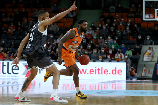 身价后卖给 身价后卖给