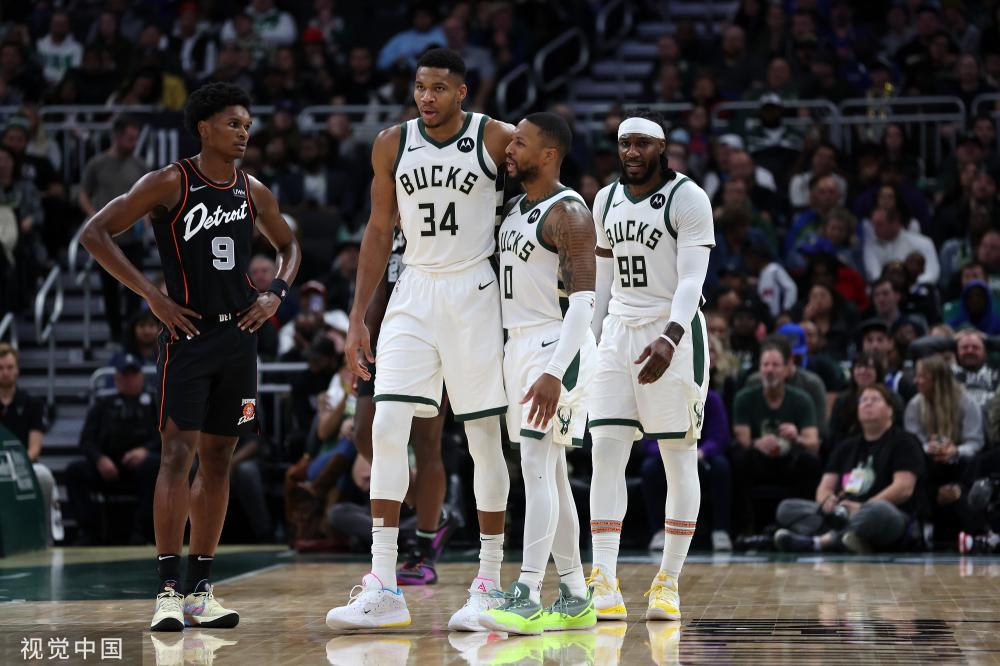 球跑动上的 球跑动上的